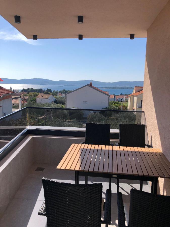 Apartment Rose Garden Sveti Filip i Jakov Exterior foto